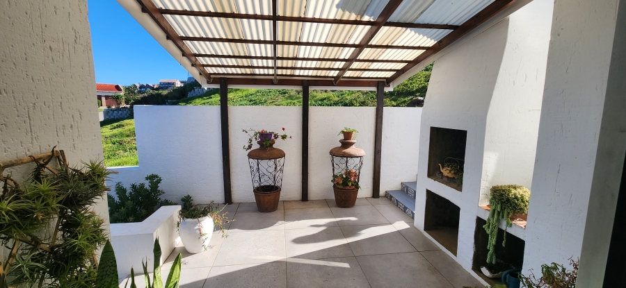 4 Bedroom Property for Sale in Dana Bay Western Cape